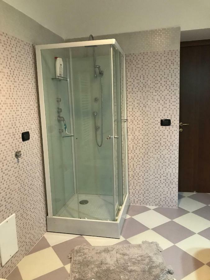 カステッランマーレ・ディ・スタービアLa Soffitta Vicino Al Mareアパートメント エクステリア 写真